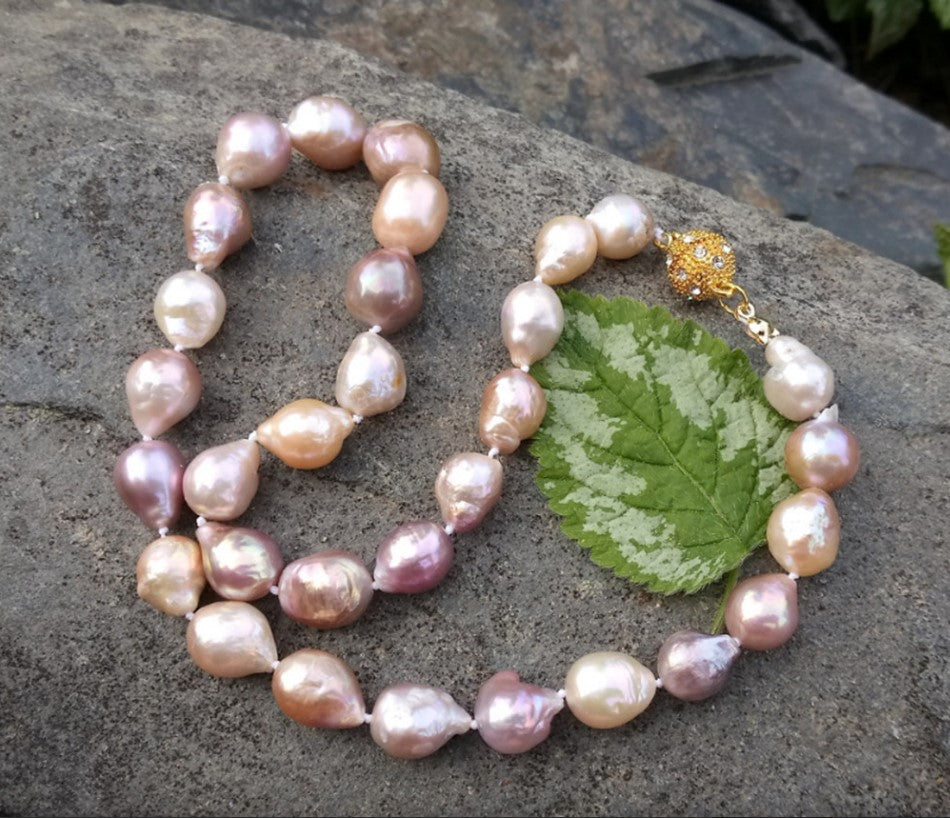 Náhrdelník z vzácných perel Jižního Pacifiku, 48 cm