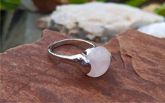 Něžný dotek lásky - prsten s růženínem