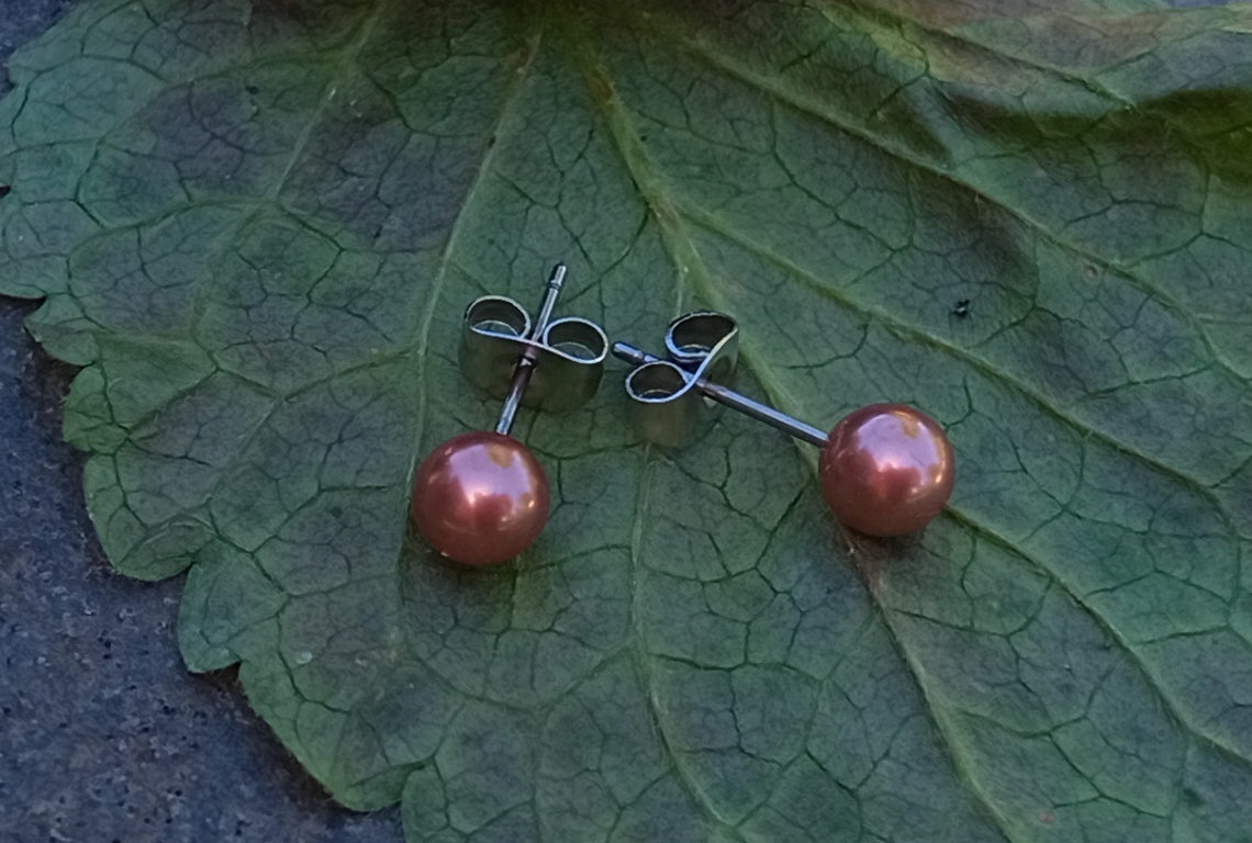 Perlové náušnice „Rose Copper“ – Pravé říční perly & Chirurgická ocel