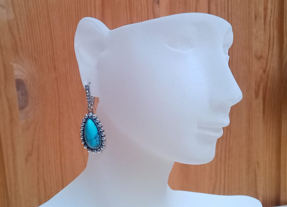 Visací náušnice s tyrkysem a zirkony, postříbřené – Turquoise Tear