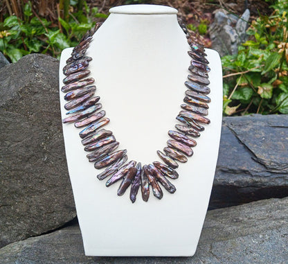 Uzlíkovaný náhrdelník z Keshi perel z Pacifiku