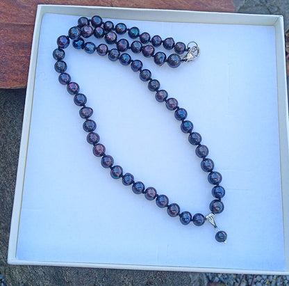 🌑 Mystická hlubina: Náhrdelník z tahitských perel s uzlíkovou vazbou