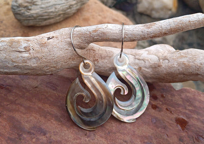 Náušnice z abalone perleti Háčky – Chirurgická ocel, 35x24 mm