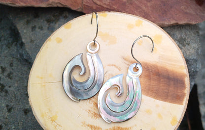 Náušnice z abalone perleti Háčky – Chirurgická ocel, 35x24 mm