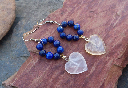Náušnice s křištálovými srdci a lapis lazuli – chirurgická ocel