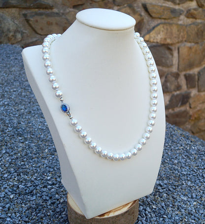 Perlový náhrdelník Shell (8 mm) s modrým zirkonem – Variabilní zapínání