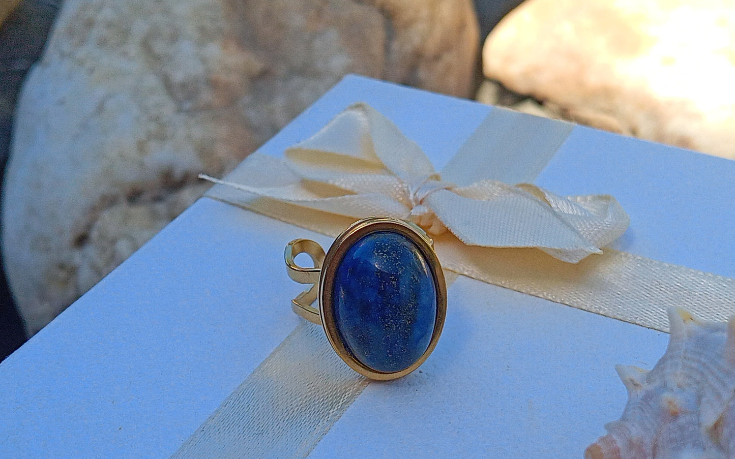 Královská modř na vaší dlani: Prsten s Lapis lazuli