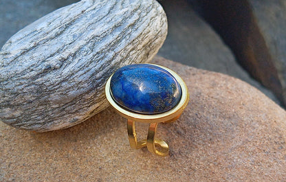 Královská modř na vaší dlani: Prsten s Lapis lazuli