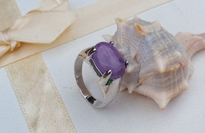 Magická fialová: Elegantní prsten s přírodním ametystem