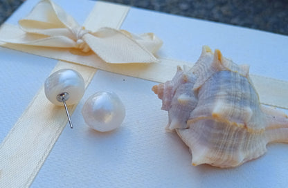Majesty Pearl – Výrazné náušnice s pravými 14mm perlami