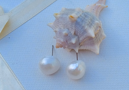 Majesty Pearl – Výrazné náušnice s pravými 14mm perlami