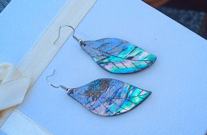 Duhové listy "Forest Iris": Abalone perleť a chirurgická ocel