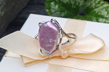 Masivní prsten s barokní jihomořskou perlou, nastavitelný (postříbřený)