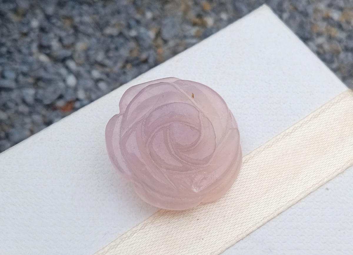 Minerální brož růže z růženínu 30 mm | Nerezová ocel