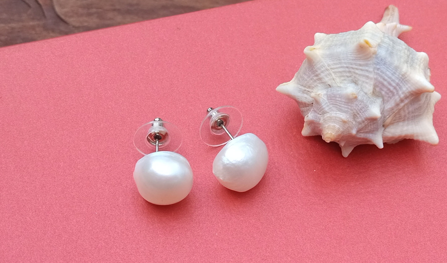 Majesty Pearl – Výrazné náušnice s pravými 14mm perlami