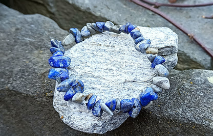 Exkluzivní pružný náramek z přírodního Lapis Lazuli v dárkovém balení – zlomky