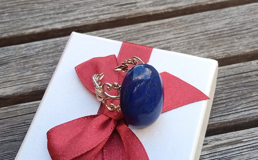 Výrazný prsten lapis lazuli 25mm na filigránovém kroužku