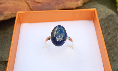 Královská modř přírodního lapis lazuli postříbřený prsten