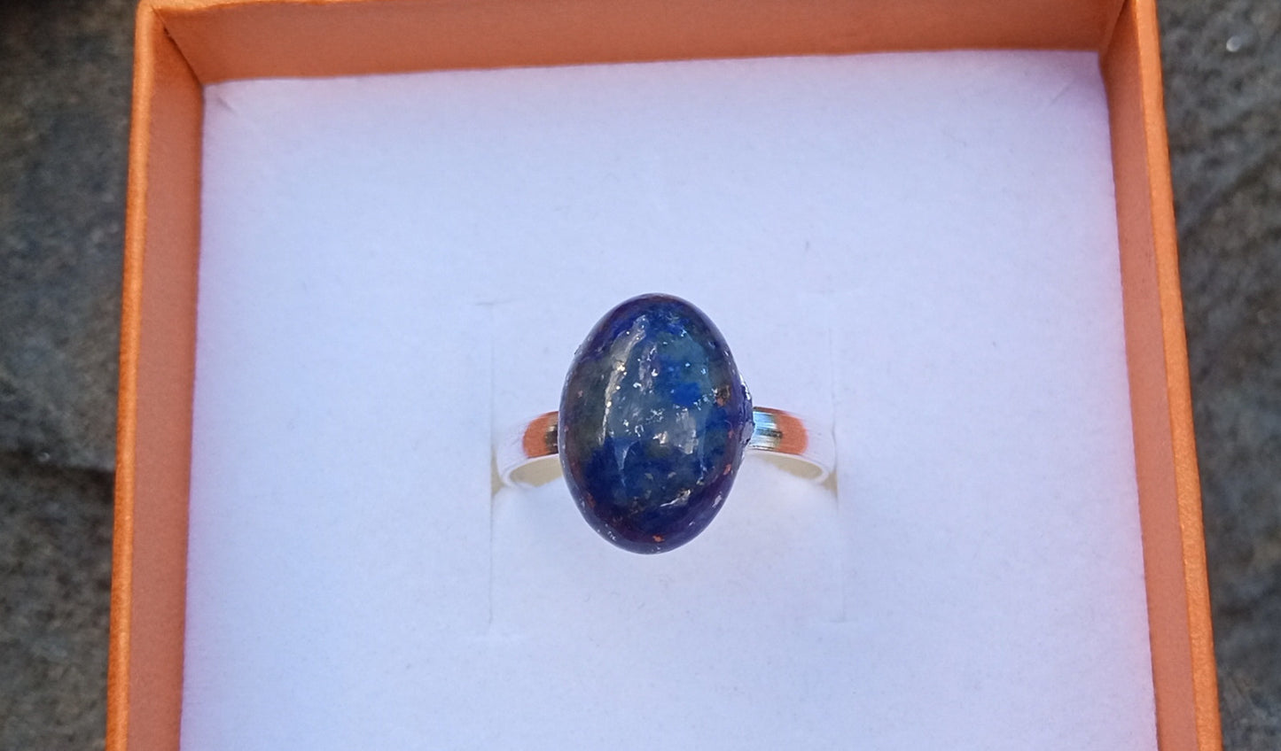 Královská modř přírodního lapis lazuli postříbřený prsten