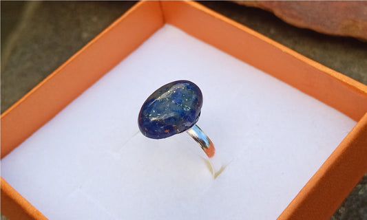 Královská modř přírodního lapis lazuli postříbřený prsten