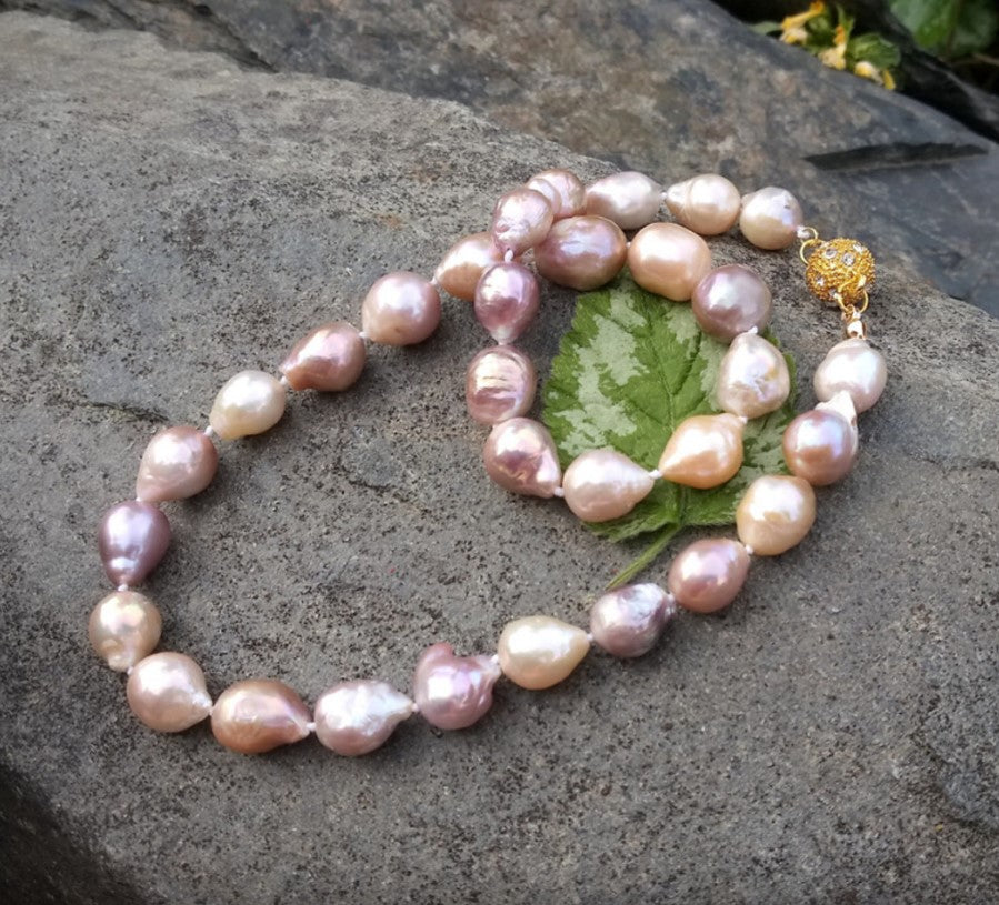 Náhrdelník z vzácných perel Jižního Pacifiku, 48 cm