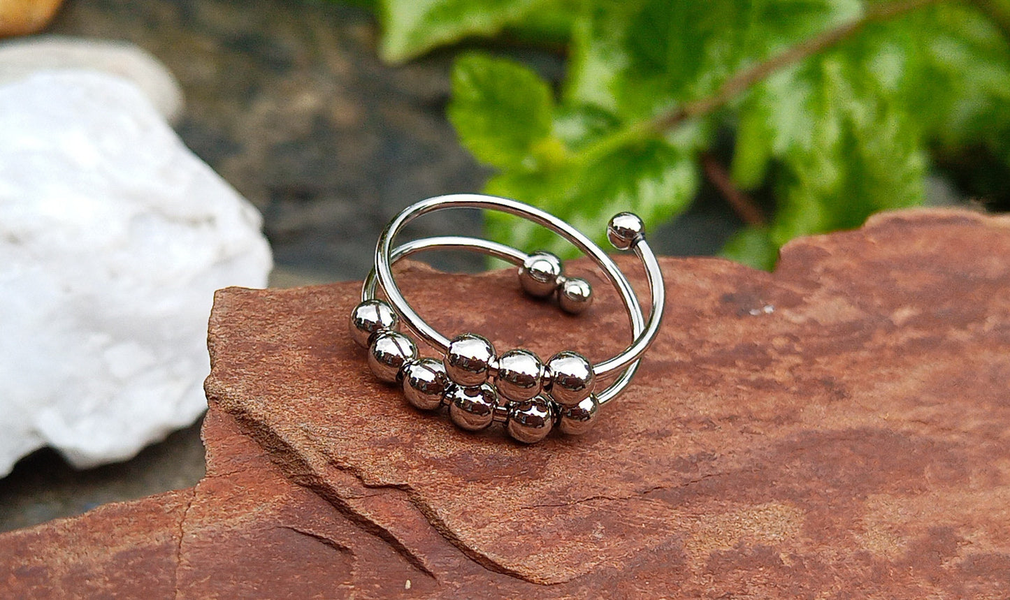 Antistresový prsten z chirurgické oceli elegantní funkční šperk