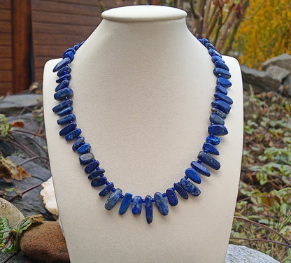 Půlnoční obloha: Náhrdelník z pravého Lapis lazuli