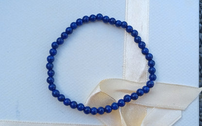 Jemný pružný náramek z lapis lazuli (3 mm)