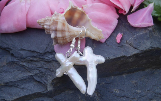 Unikátní jihomořské perly Cross náušnice na chirurgické oceli