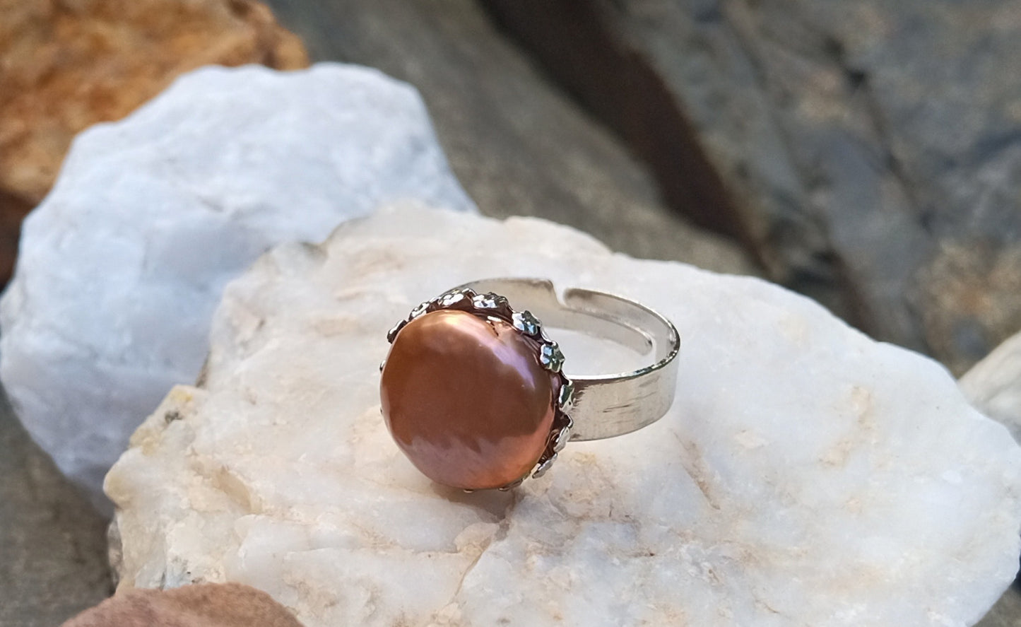 Exkluzivní prsten s hnědou jihomořskou perlou (13 mm) – Chirurgická ocel