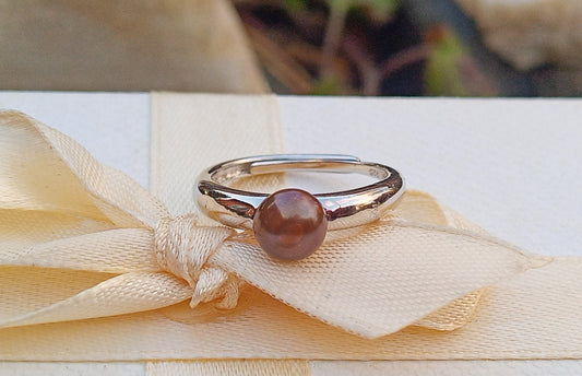 Minimalistický prsten „Bronze Glow“ s říční perlou