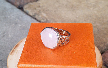 Prsten „Rose Petal“ s přírodním růženínem