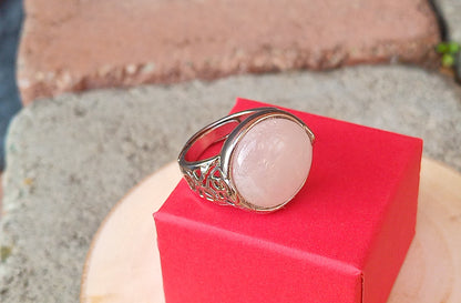 Prsten „Rose Petal“ s přírodním růženínem