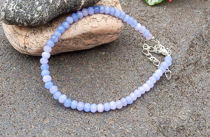 Jemný náramek z broušeného tanzanitu s prodlužovacím řetízkem z nerezové oceli